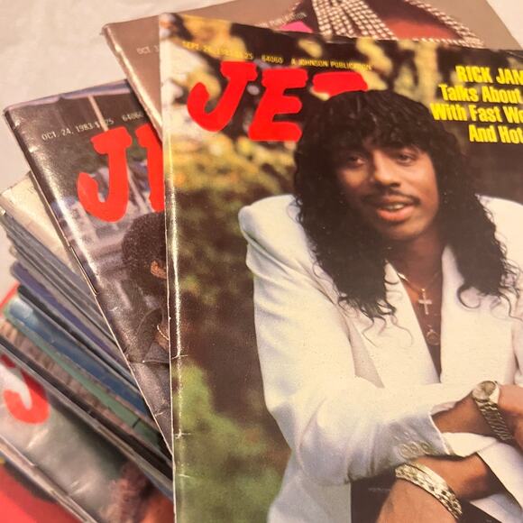 Vintage Jet Magazines Lot (34) 1983 Michael Jackson Rick James Barry White Cosby - Picture 1 of 12